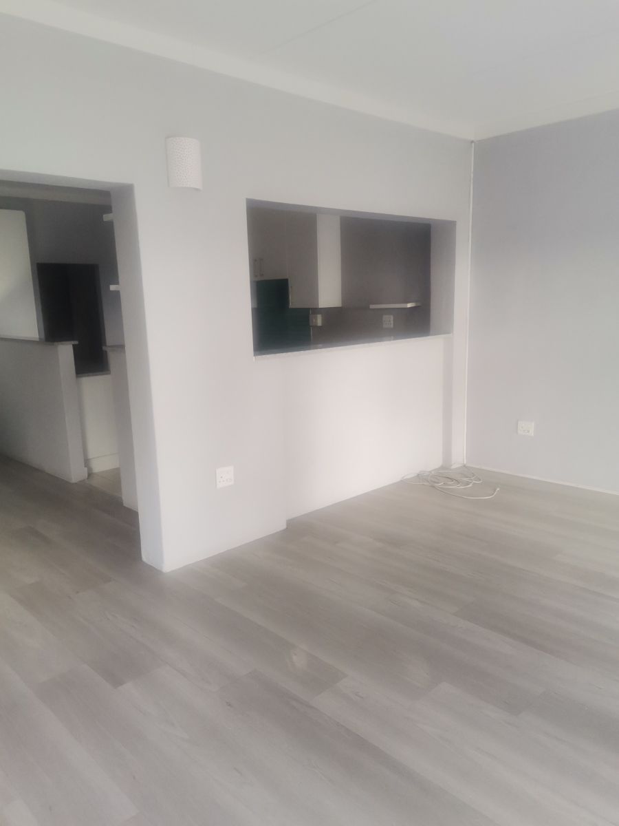 To Let Commercial Property for Rent in Walmer Eastern Cape